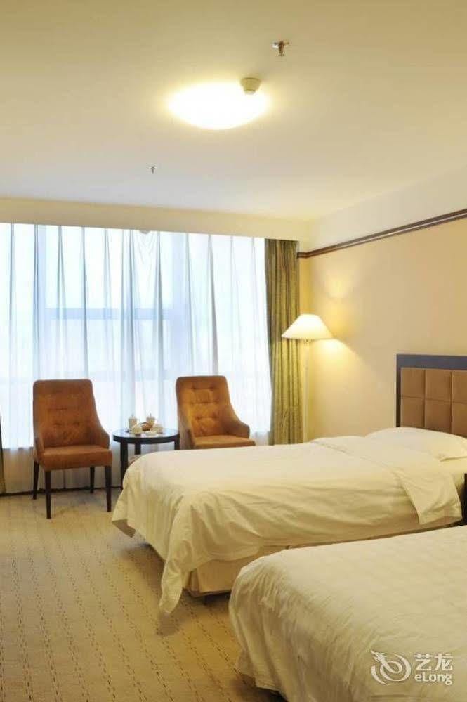 Yantai Asia Hotel Exteriör bild