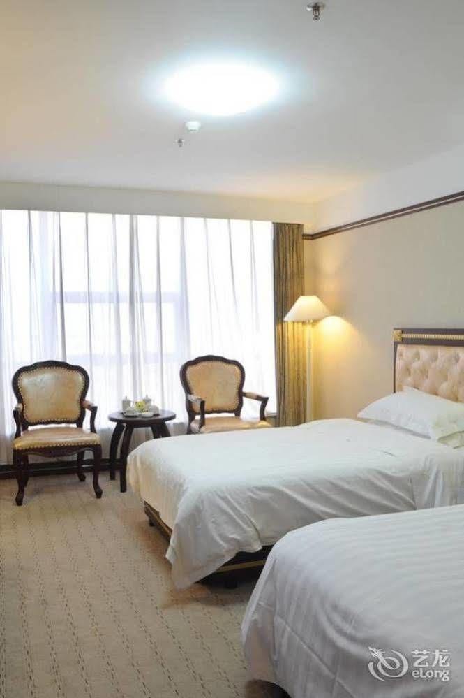 Yantai Asia Hotel Exteriör bild